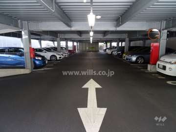 敷地内自走式駐車場（1Ｆ）
