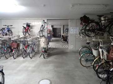 屋内駐輪場