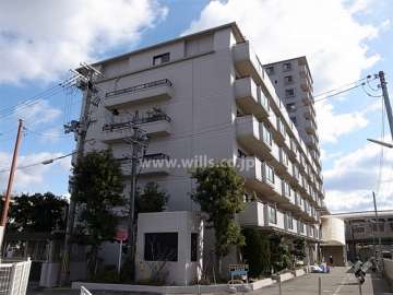 ユニベール宝塚の外観（西側から）