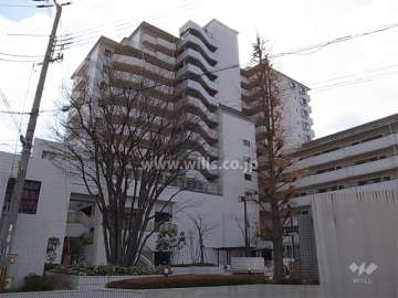 ユニベール宝塚の外観（北西側から）