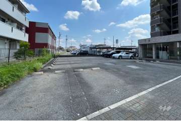 敷地内駐車場(屋外平面式)