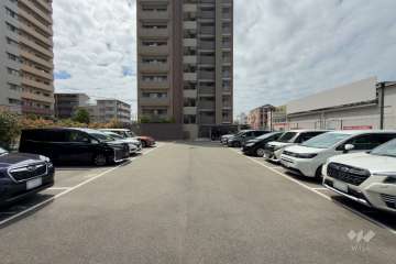 敷地内駐車場（屋外平面式）