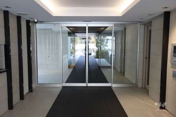 エントランスホール