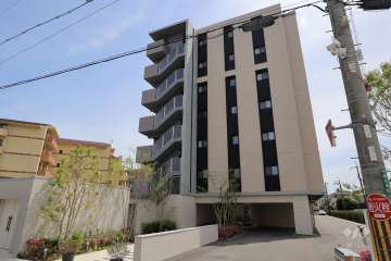 レ・ジェイド高槻南松原 The Frontの外観（北側から）