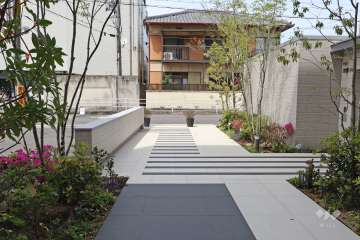 エントランスアプローチ