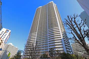 キャピタルマークタワーの外観（西側から）