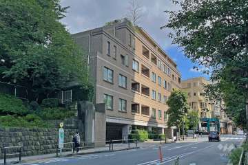 ハイレーゼ六本木三河台の外観（北側から）