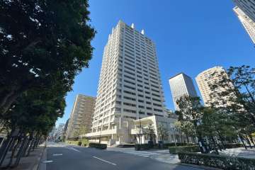 芝パークタワーの外観(南東側から)