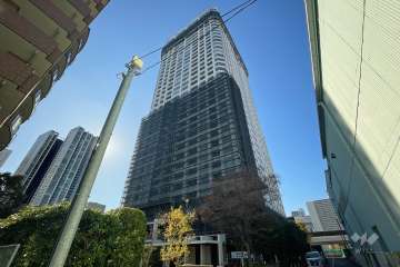 東京シーサウスブランファーレの外観（北東側から）※2024年11月現在、大規模修繕工事中