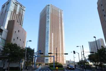 芝浦アイランドグローヴタワーの外観(北西側から)