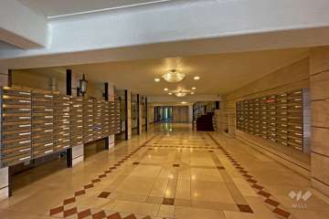 エントランスホール