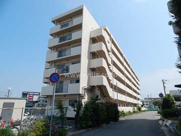 サンロイヤル東園田の外観（北西側から）