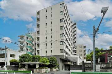 グランドメゾン白金三光坂の外観（北西側から）