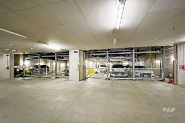 敷地内駐車場（屋内機械式）