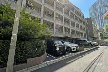 敷地内駐車場（屋外平面式）
