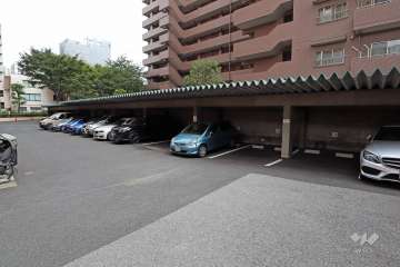 敷地内駐車場（屋内平面式）