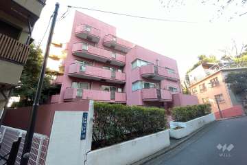 チュリス氷川坂の外観（南西側から）