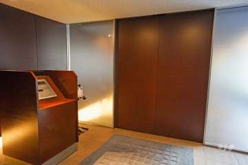 エントランスはオートロック付きです。