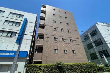 パルテール白金の外観（南西側から）