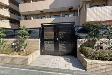 駐輪場（オートロック付き）