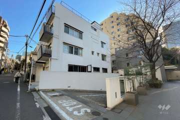 駐車場の出入り口