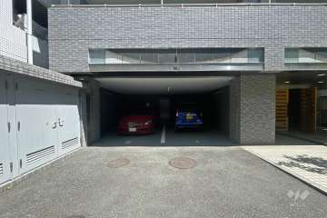 敷地内駐車場（屋内平面式）