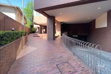 エントランスアプローチ