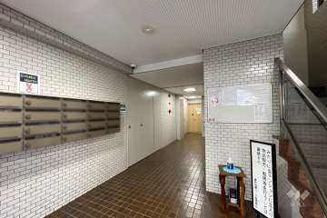 エントランスホール