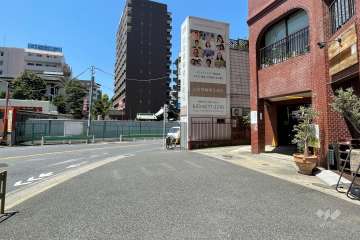 敷地南側の前面道路　