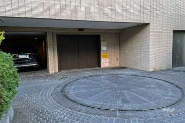敷地内駐車場（屋内平面式）