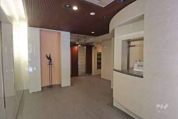 エントランスホール