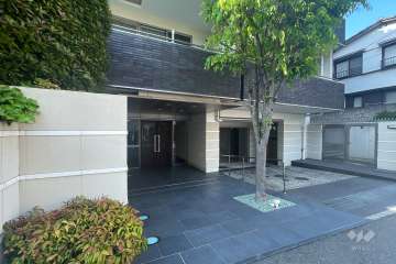 エントランスアプローチ