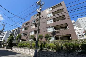 フォルム南麻布の外観（南東側から）　　