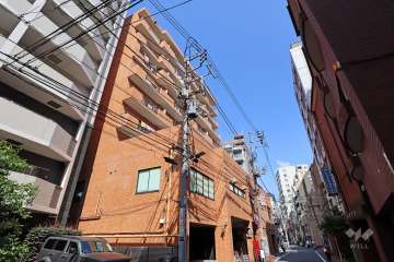 ライオンズマンション麻布十番の外観(南西側から)
