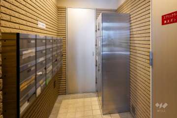 宅配ボックスと共用ポスト