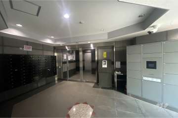 エントランスホール