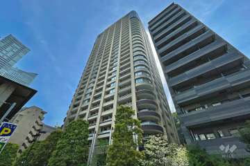 パークコート虎ノ門愛宕タワーの外観（南西側から）