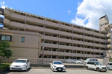 NEOダイキョー逆瀬川の外観（北東側から）