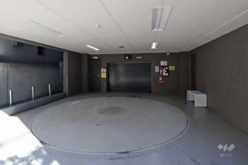 敷地内駐車場(屋内機械式)