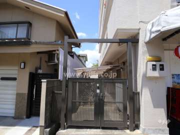 敷地南側には駐輪場