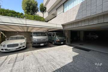 敷地内駐車場（屋内平面式）