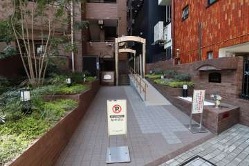 エントランスアプローチ