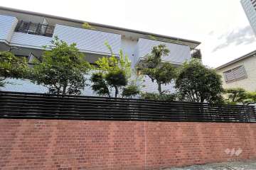 グランドメゾン狸穴の外観（北東側から）