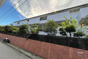 グランドメゾン狸穴の外観（北東側から）