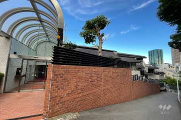 グランドメゾン狸穴の外観（北西側から）