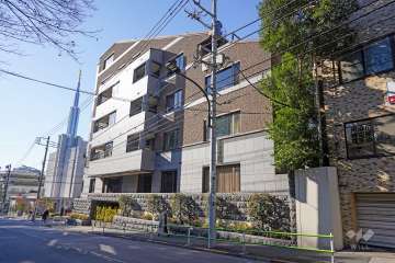 有栖川ヒルズの外観（南東側から）