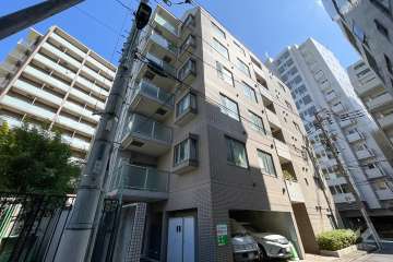 ベルザ南麻布の外観（西側から）　