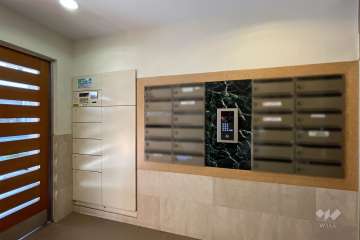 宅配ボックスと共用ポスト　