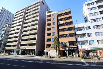 ジェイパーク三田の外観（南東側から）