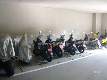 屋内バイク置場